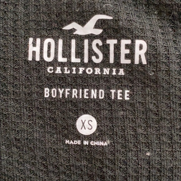 Hollister Boyfriend Tee - Picture 4 of 6